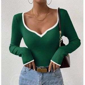 Green Rib Knit Sweetheart Neck Contrast White Trim Long Sleeve Fitted Sweater